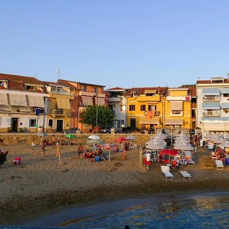 Pepi سانتا ماريا دي كاستيلاباتي