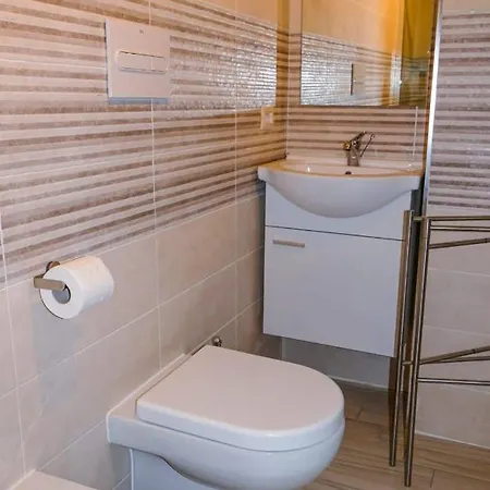 فندق مبيت وإفطار Pepi 3*